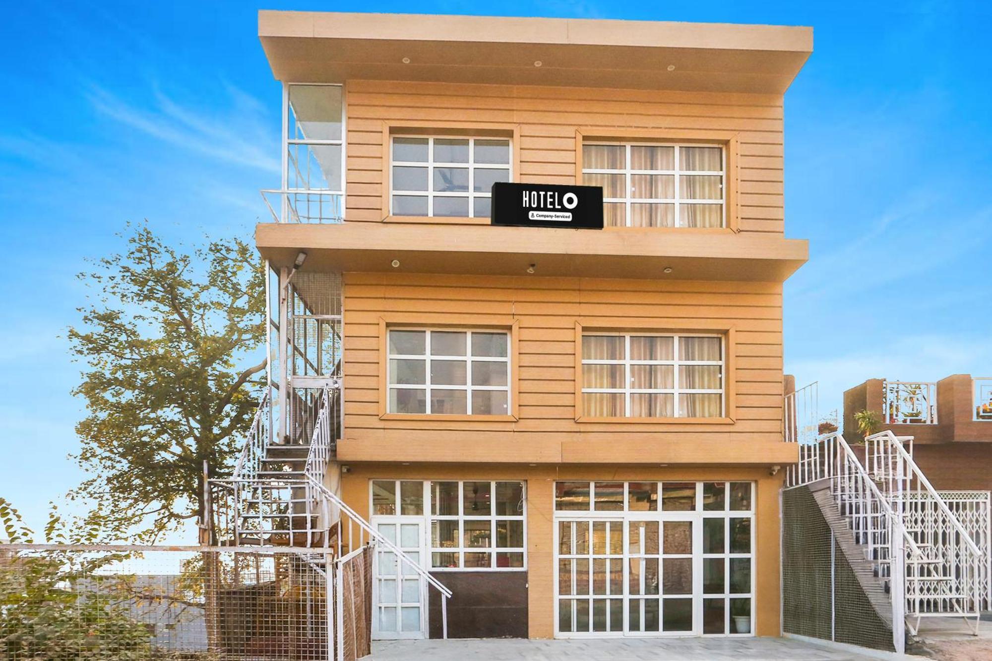 Super Hotel O Jamrani Formerly White House Haldwāni Екстериор снимка