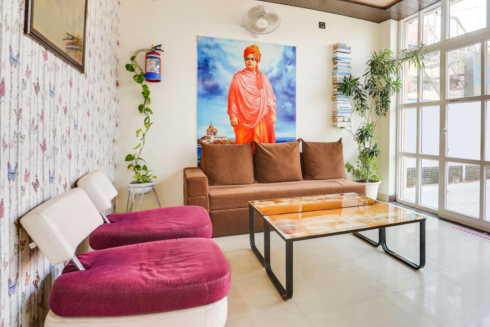 Super Hotel O Jamrani Formerly White House Haldwāni Екстериор снимка
